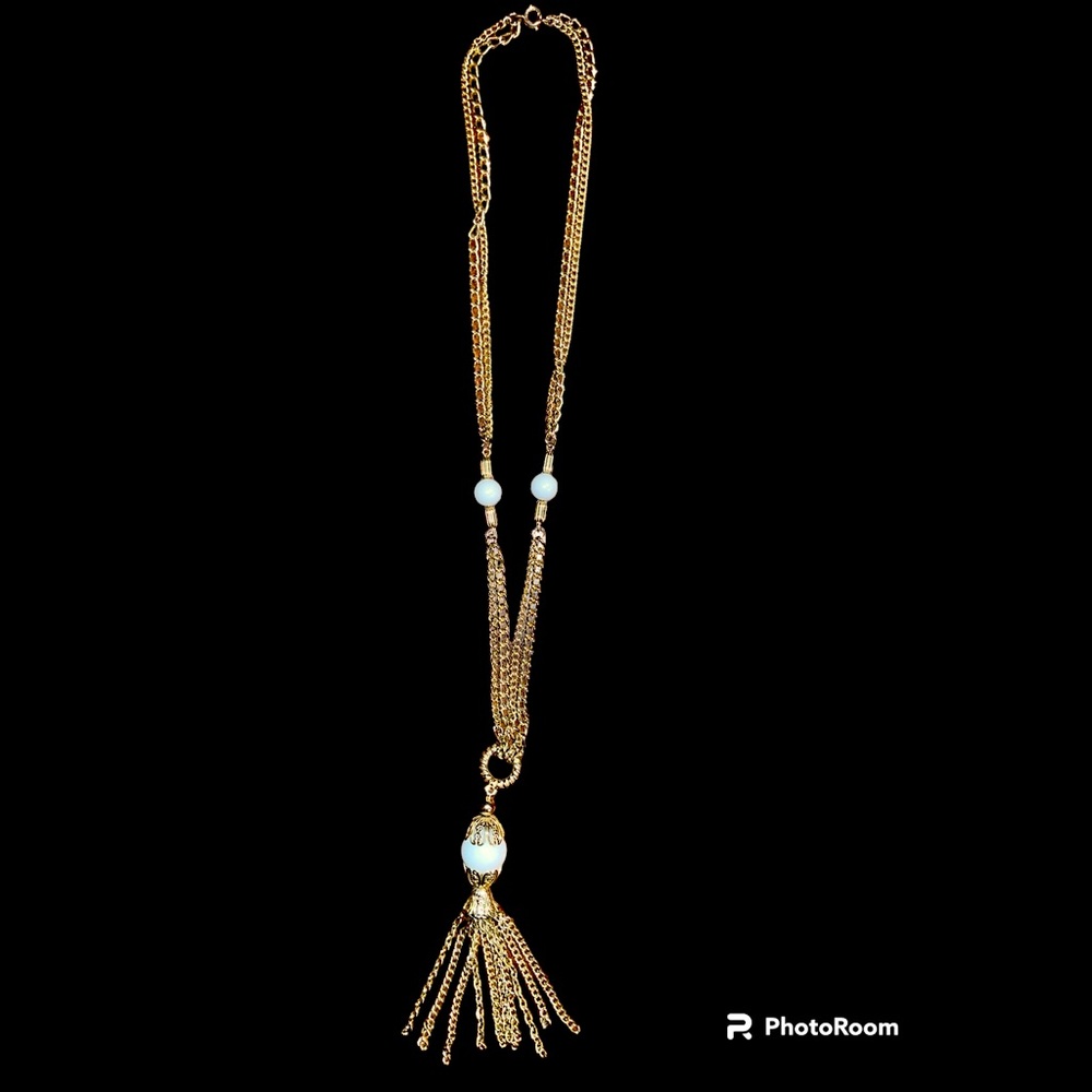 Vtg 80’s double chain gold tone tassel necklace with white stones